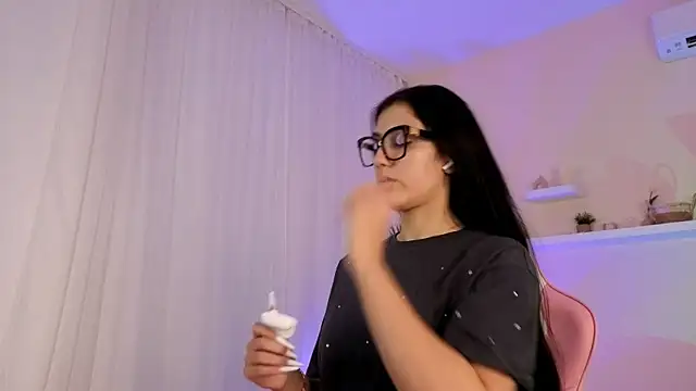 BetsyGonzale webcam