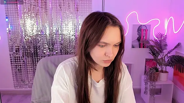 ChloeSunny webcam