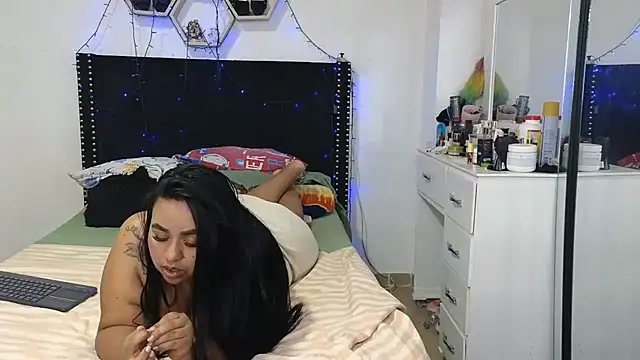 charlotte_077 webcam