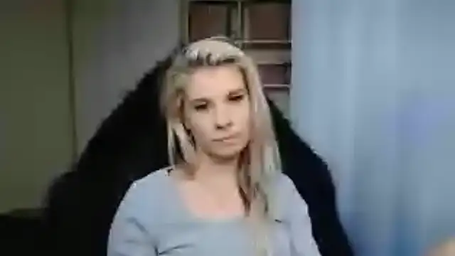KristineGlow webcam