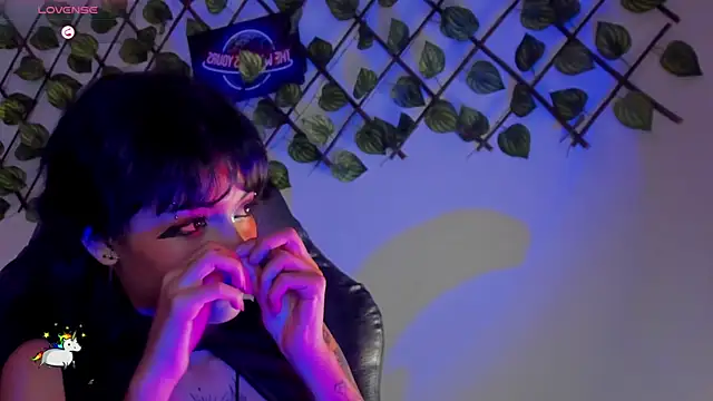 Anny_Kiitty webcam