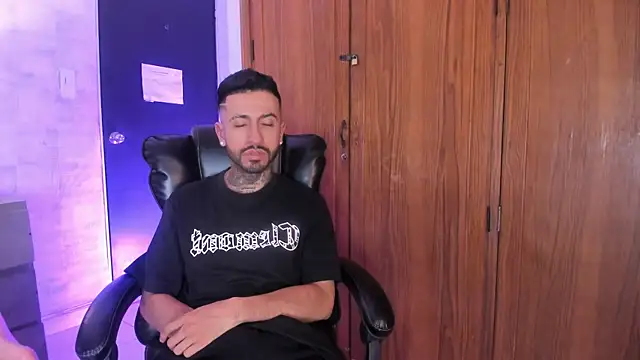StevenAndLaura webcam