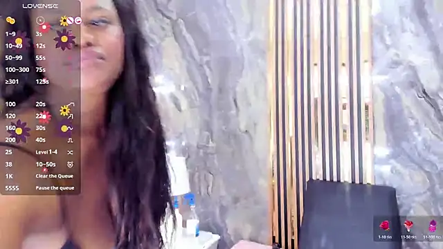 laurasaenz01 - LauraSaenz01's free webcam - UK Sex Cams