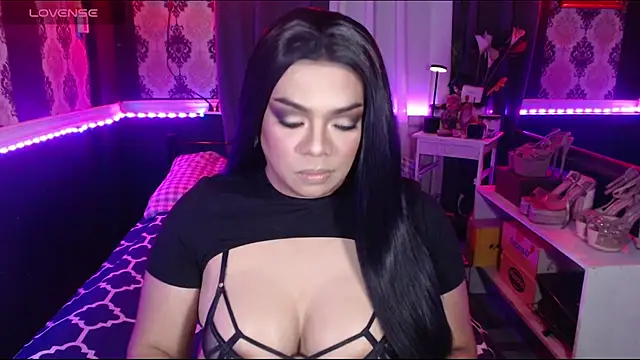 amazingOLIVIA webcam