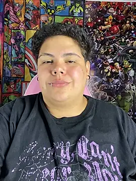 Hailey_Curvy webcam