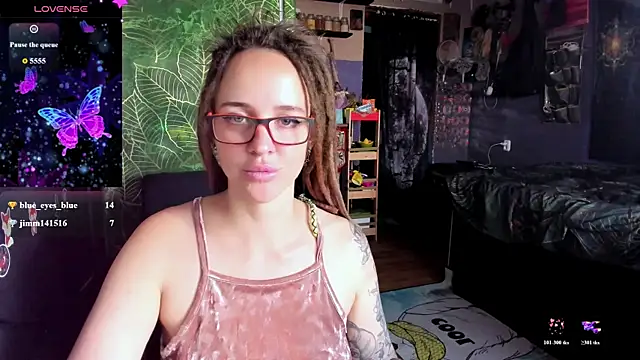 LisaFoxy_y webcam
