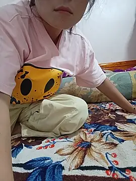 Linda-yiyi webcam