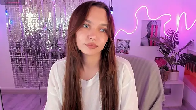 ChloeSunny webcam