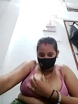 KAVITA786RR webcam