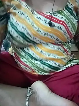 Menka_cut34 webcam
