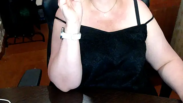 AlisaHot55 webcam