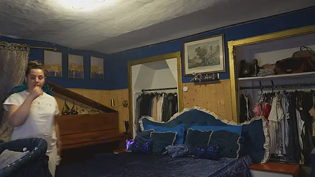 VanessaDoyle webcam