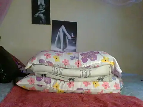 Cute_zora webcam