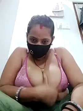 KAVITA786RR webcam
