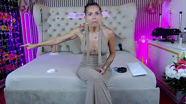PlayfulShow webcam