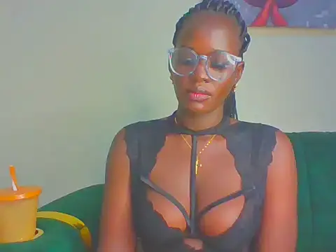 cutesmiling webcam