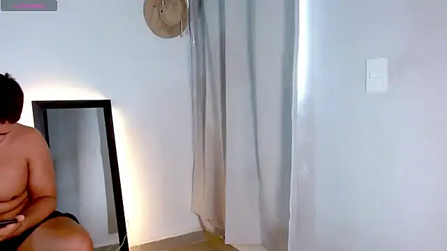 Mia_sexylatin webcam