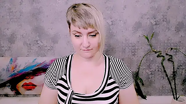 Djullia webcam