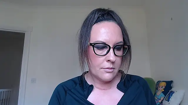 Humiliatrixxxx webcam