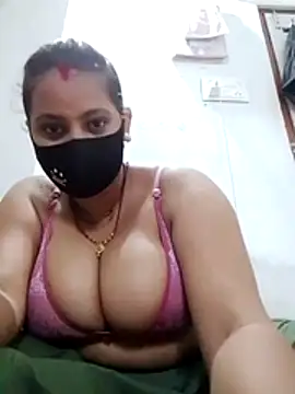 KAVITA786RR webcam