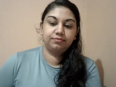 bellachow10 webcam