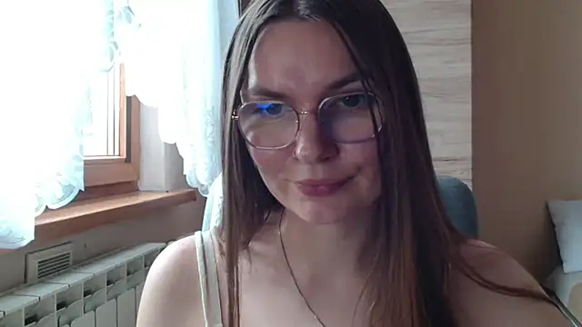 LooveELLYx webcam