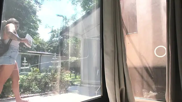 ScarletFlameee webcam