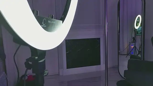 kiraprosper - KiraProsper's free webcam - UK Sex Cams