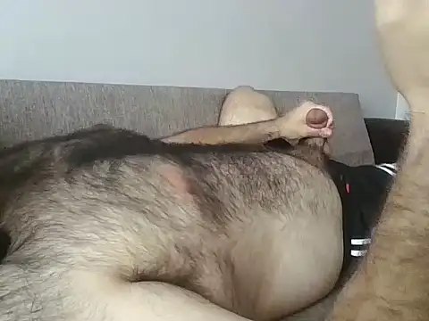 HairyMaster webcam