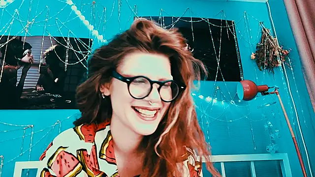 VivienDarkbloom webcam