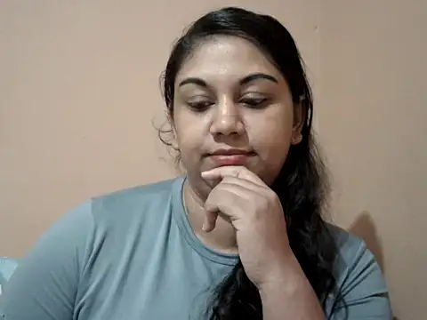 bellachow10 webcam