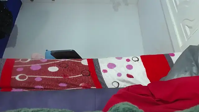 Squirter_pussybomb webcam