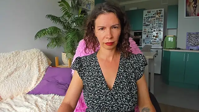 ChristinaGlory webcam