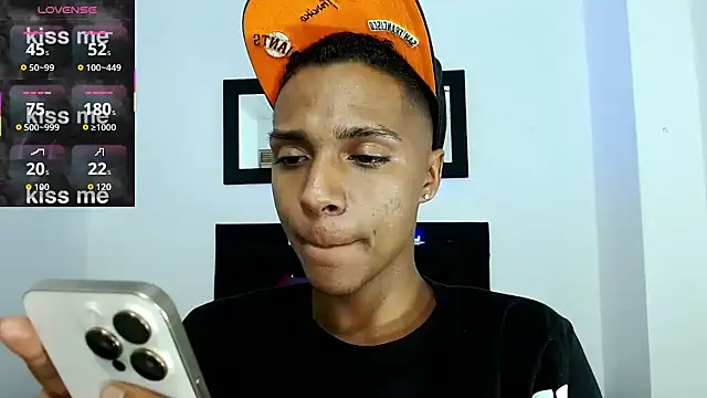 hotboyluxe webcam