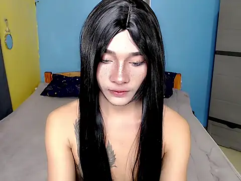 Petite_HugeCock webcam
