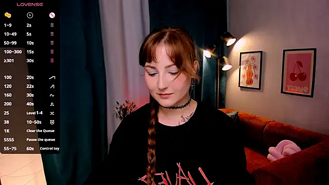velvet_cherry_ webcam