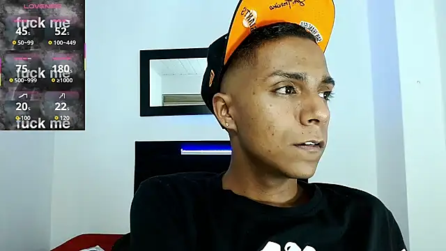 hotboyluxe webcam