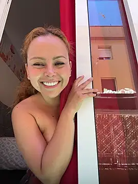 RougeeMelodyy webcam