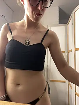 MartiniiSelenna webcam