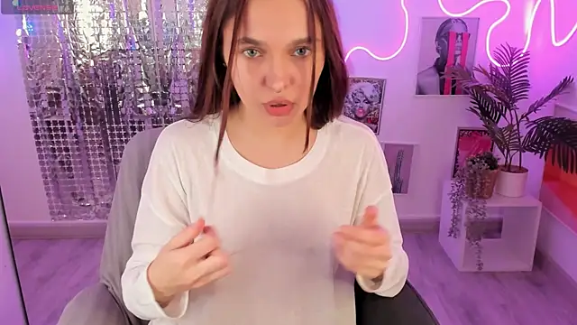 ChloeSunny webcam