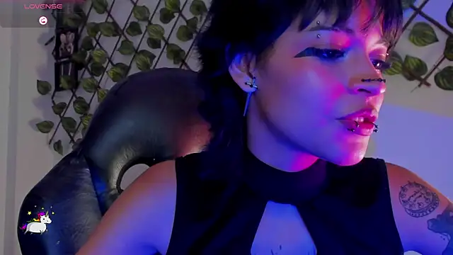 Anny_Kiitty webcam