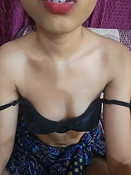Lusty-Dishuu webcam