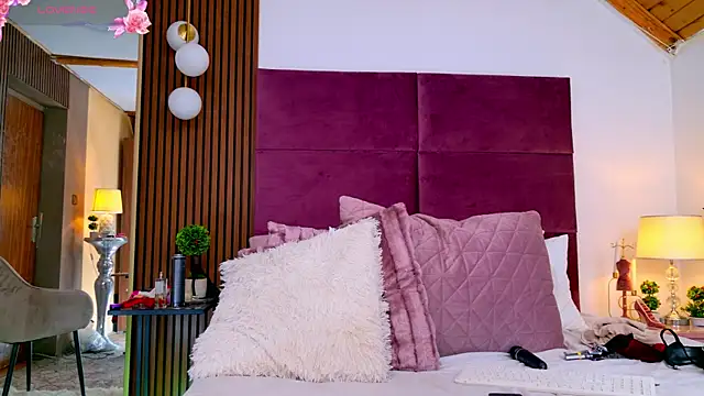VanessaAngel webcam