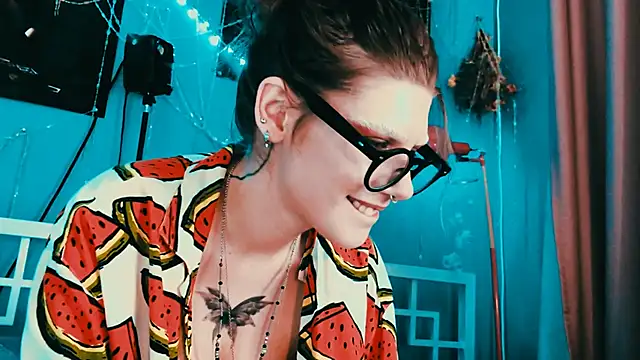 VivienDarkbloom webcam