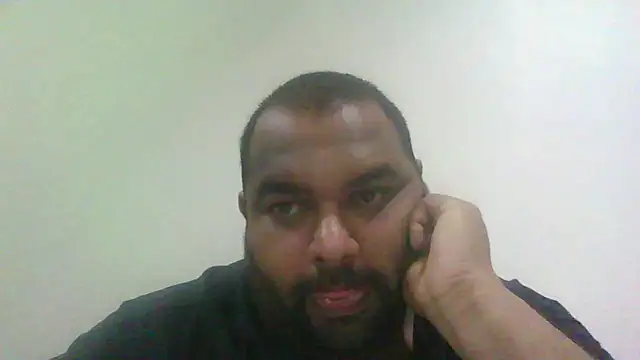 FatCockBoySL live cam on StripChat