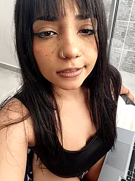 Hannae3 webcam