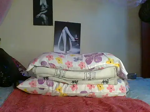 Cute_zora webcam