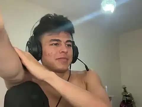 ToddWarren live cam on StripChat
