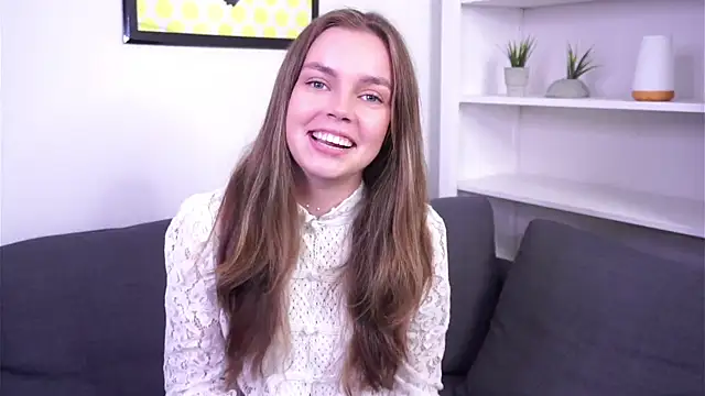SaraStraton webcam