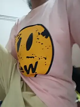 Linda-yiyi webcam